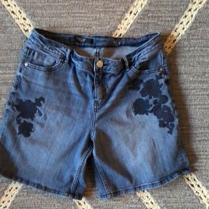 Simply Vera Vera Wang denim shorts size 12